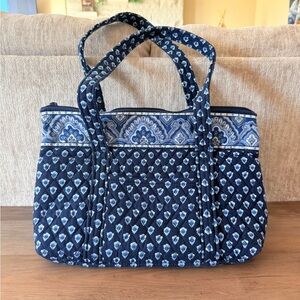 Vera Bradley Little Betsy 2005 Nantucket Navy Patterned Handbag / Shoulder